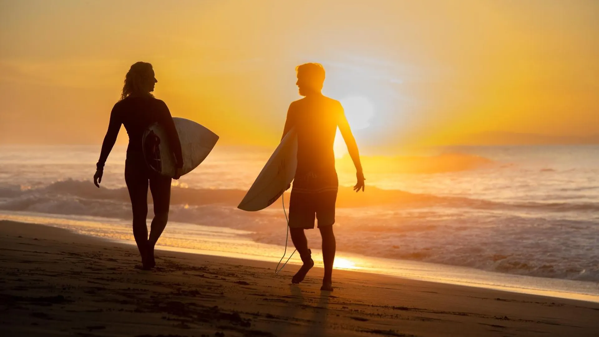 Wellenkind Surfschool Hostel La Pared